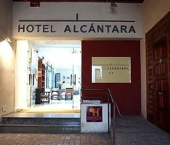 Hotel Alcántara